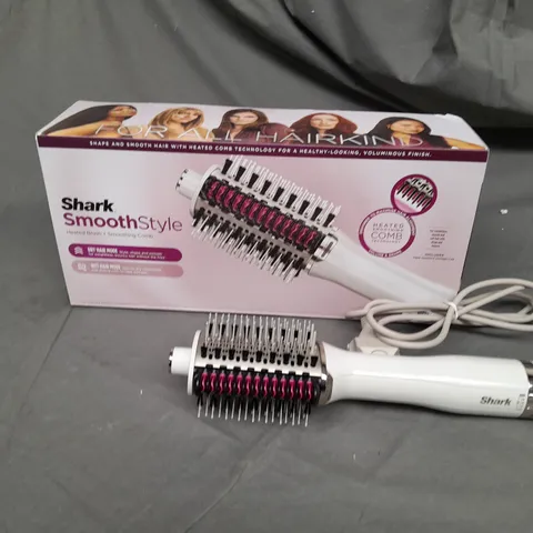 BOXED SHARK SMOOTHSTYLE HOT BRUSH & SMOOTHING COMB