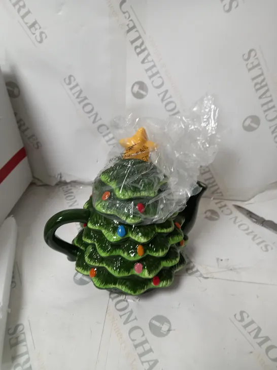 BOXED MR NOST TREE TEAPOT 