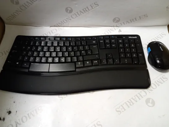 MICROSOFT SCULPT ERGONOMIC DESKTOP KEYBOARD