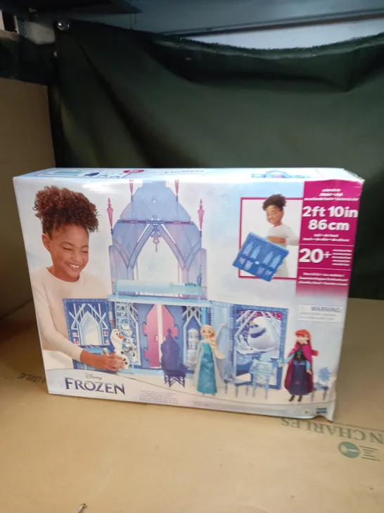 HASBRO FROZEN ELSA'S FOLD AND GO ICE PALACE 