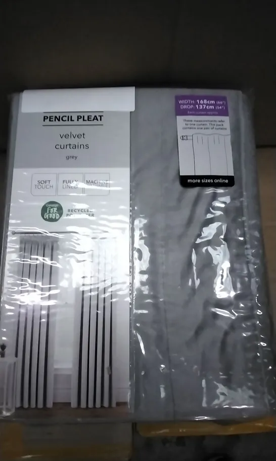 BOX OF 8 BRAND NEW PENCIL PLEAT VELVET CURTAINS GREY 168×137CM