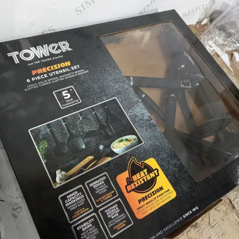 BOXED TOWER 6 PIECE UTENSIL SET 