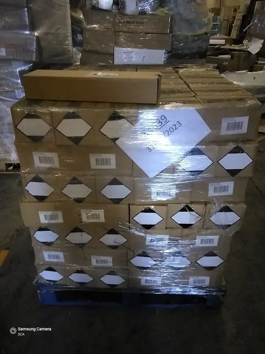 PALLET OF APPROXIMATELY 203 BOXES CONTAINING 24 GO2 ANTI-BACTERIAL HAND GEL WITH TEA TREE