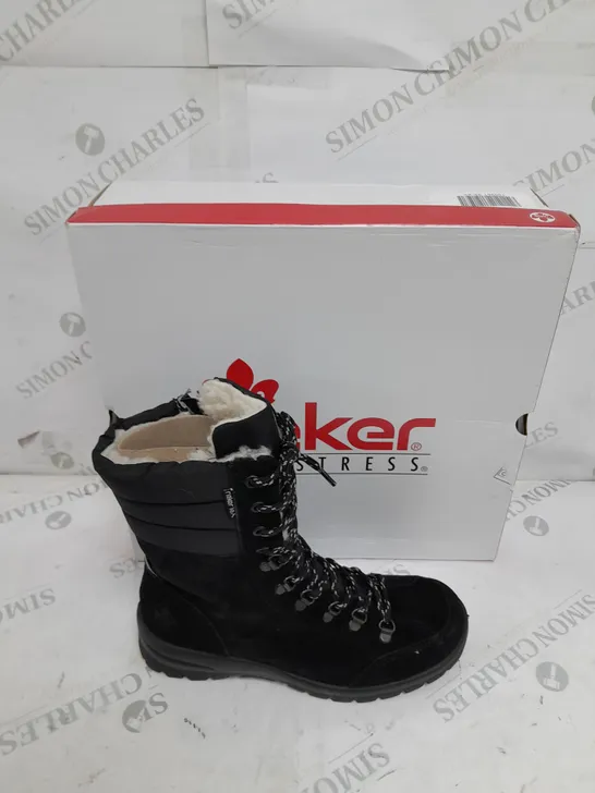 BOXED PAIR OF RIEKER SUEDE WATER RESISTANT BOOTS IN BLACK SIZE 5