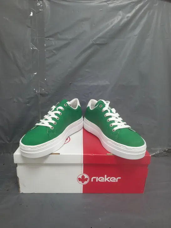 RIEKER PLATFORM TRAINERS GREEN SIZE 6