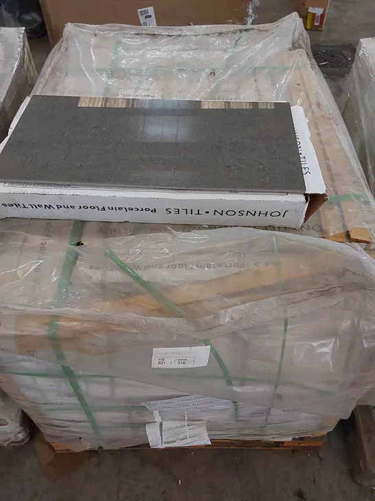 PALLET CONTAINING 32 CARTONS OF JOHNSONS MOD3RN SLATE POLISHED TILES - 8 PER PACK / 600X300X9.5MM