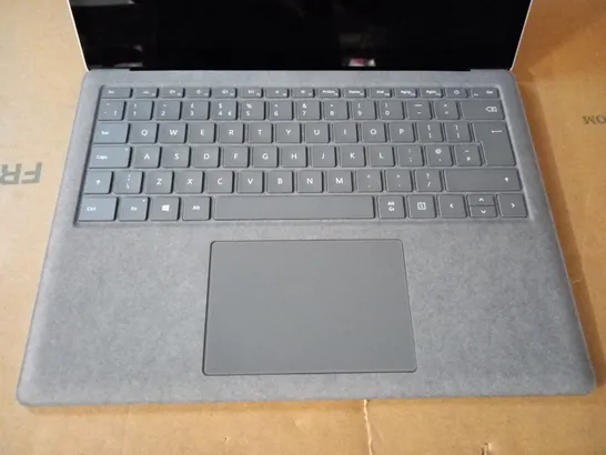 MICROSOFT SURFACE PRO TOUCH SCREEN LAPTOP IN SILVER - MODEL 1950