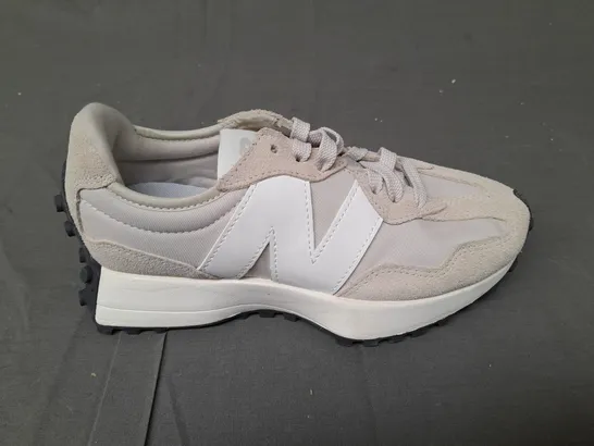 PAIR OF NEW BALANCE TRAINERS IN CREAM SIZE UK 4