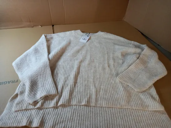 STRADIVARIUS WOOL JUMPER - EU M