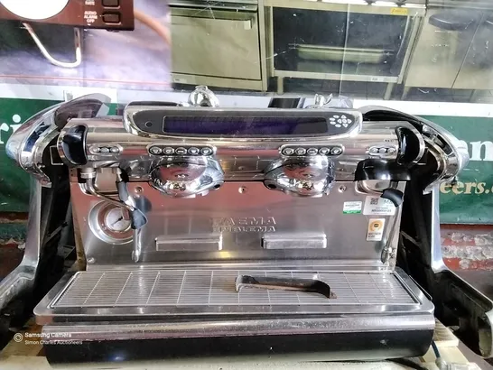 TRADITIONAL FAEMA EMBLEMA COFFEE MACHINE