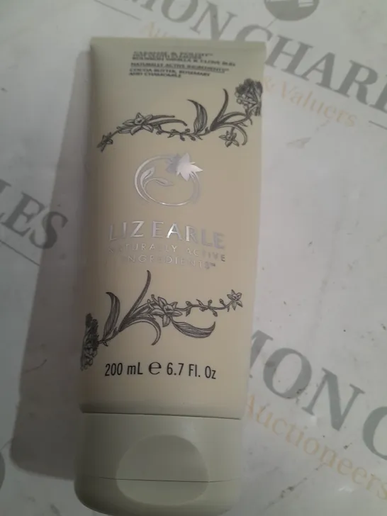 LIZ EARLE BOURBON VANILLA AND CLOVE BUD CREAM - 200ML