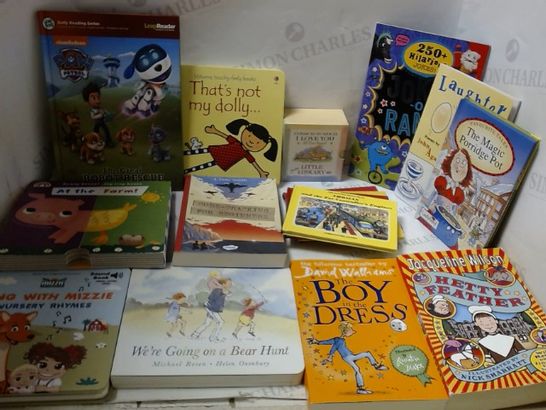 LOT OF APPROXIMATELY 17 ASSORTED CHILDREN BOOKS 