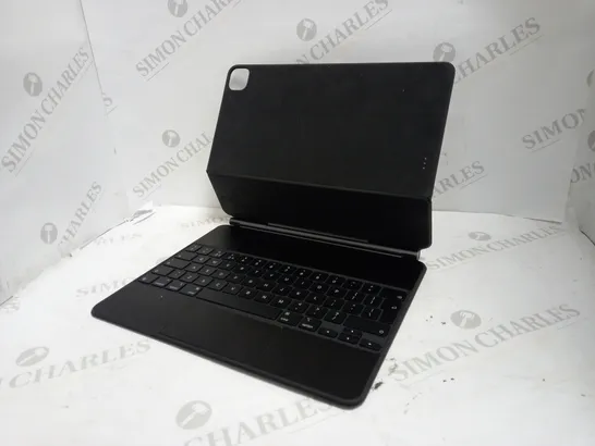 APPLE MAGIC KEYBOARD CASE FOR IPAD 12.5"