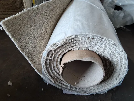 QUALITY ROLLED TUDOR TWIST CLASSIC PUMICE CARPET IN PUMICE - 4.1 X 5M