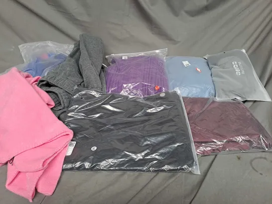 BOX OF ASSORTED CLOTHING ITEMS IN VARIOUS COLOURS, SIZES AND STYLES