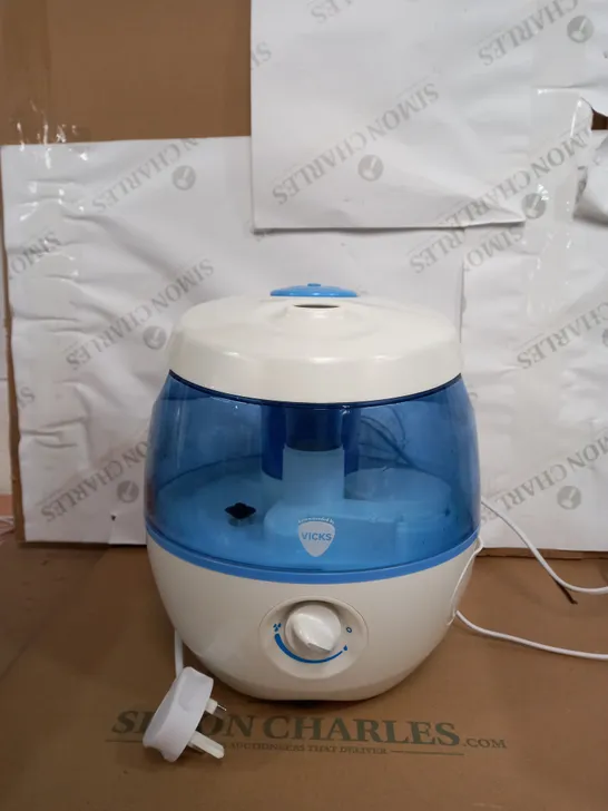 VICKS VUL575 SWEET DREAMS COOL MIST HUMIDIFIER WITH IMAGE PROJECTOR