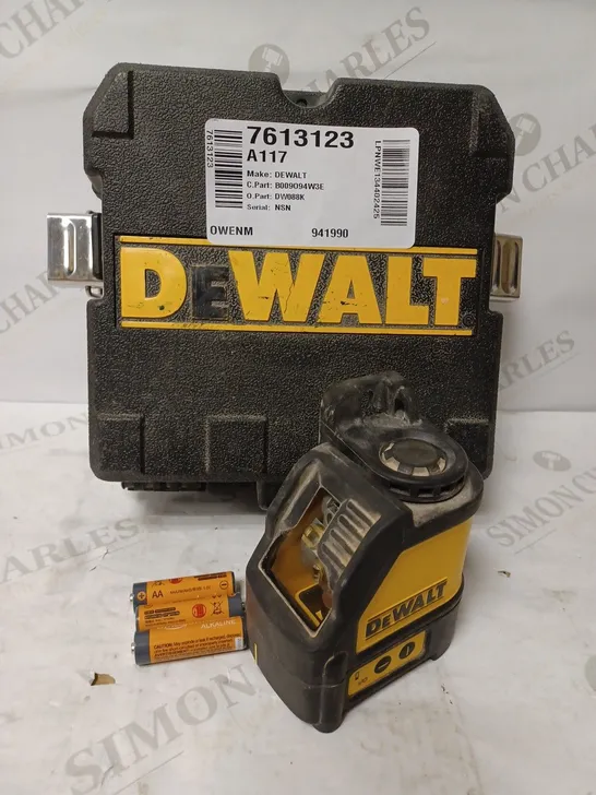 DEWALT 2-WAY SELF LEVELLING ULTRA BRIGHT CROSS LINE RED LASER DW088K