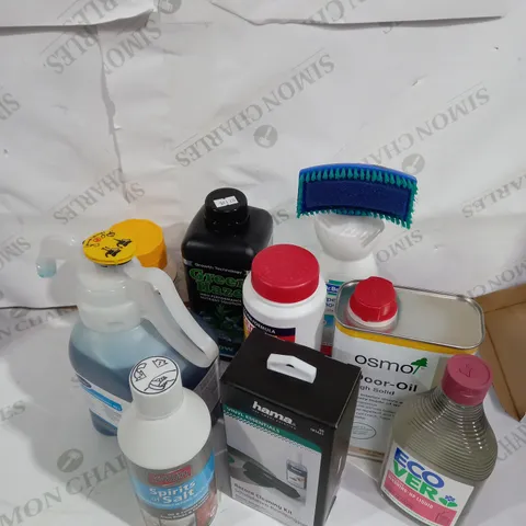 LOT OF ASSORTED CLEANING PRODUCTS 