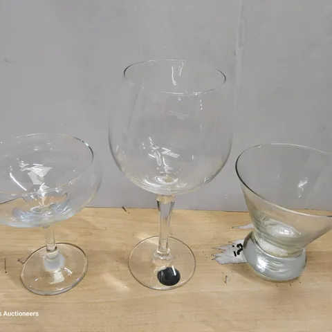 ASSORTED GLASSWARE, INCLUDING, 12 × 9.5oz CHAMPAGNE BOWLS, 4 × 19.5oz GIN & TONIC & 10 × DOUBLE OLD FASHIONED COCKTAIL GOBLETS 14oz.