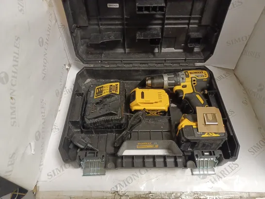 BOXED DEWALT DRILL SET. 