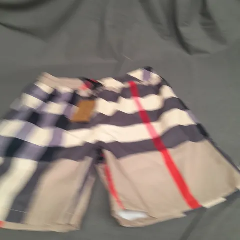 BURBERRY SWIM SHORTS SIZE UNSPECIFIED