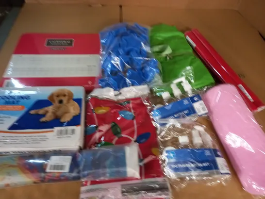 LARGE QUANTITY OF ASSORTED HOUSEHOLD ITEMS TO INCLUDE PET COOLING MAT, ANALYSIS BOOK AND CLEAR FILM