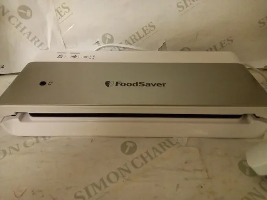 FOODSAVER COMPACT FOOD VACUUM SEALER MACHINE