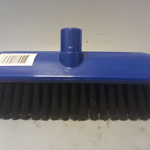 BOX OF APPROXIMATELY 10 SOFT BRISTLE BRUSH HEADS IN BLUE