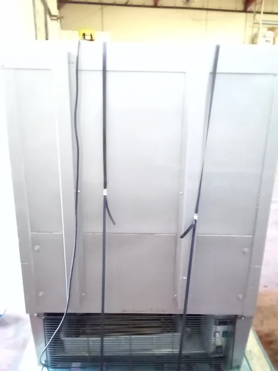 ISA FOS COMMERCIAL SELF SERVE FRIDGE 