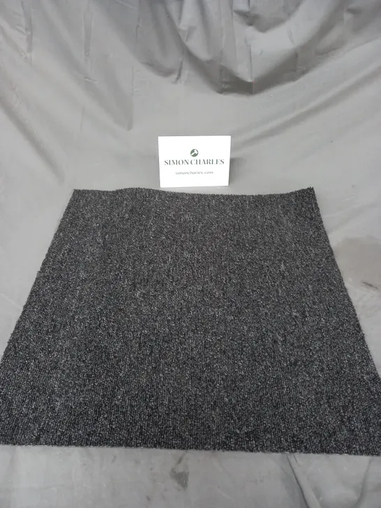 BOX OF APPROX 15 50X50CM CARPET TILES IN BLACK