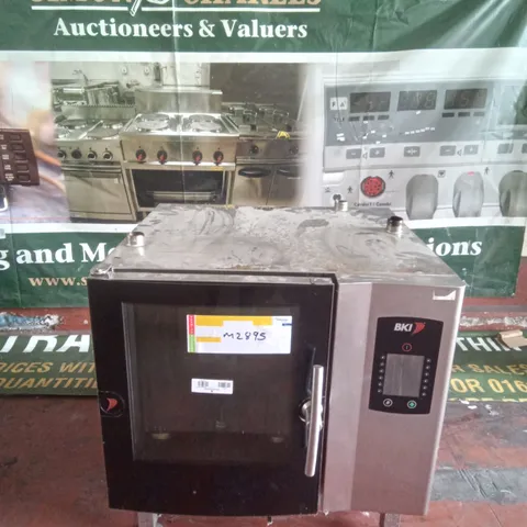 COMMERCIAL SINGLE BKI UNDERCOUNTER OVEN 