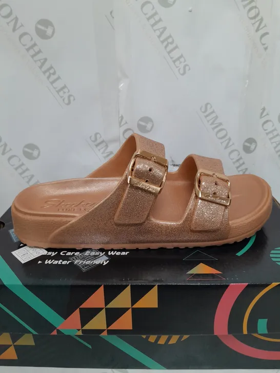 PAIR OF SKECHERS OPEN TOE SANDALS IN ROSE GOLD COLOUR SIZE 6