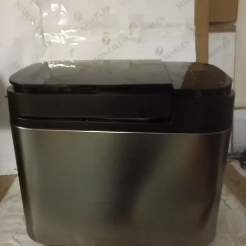 PANASONIC AUTOMATIC BREAD MAKER SILVER