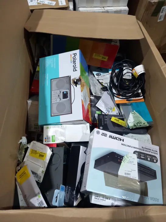 LARGE BOX OF ASSORTED ELECTRICAL GOODS TO INCLUDE;