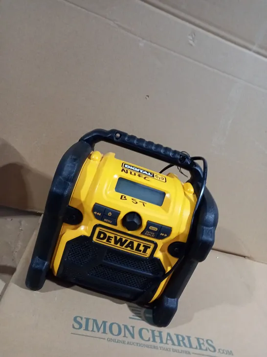 DEWALT WORK RADIO 