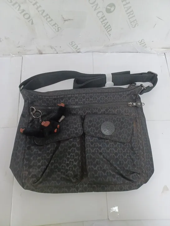 KIPLING SHOULDER BAG IN BLACK 