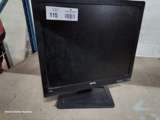 BENQ LCD DESK TOP MONITOR WITH STAND Model BL902-T