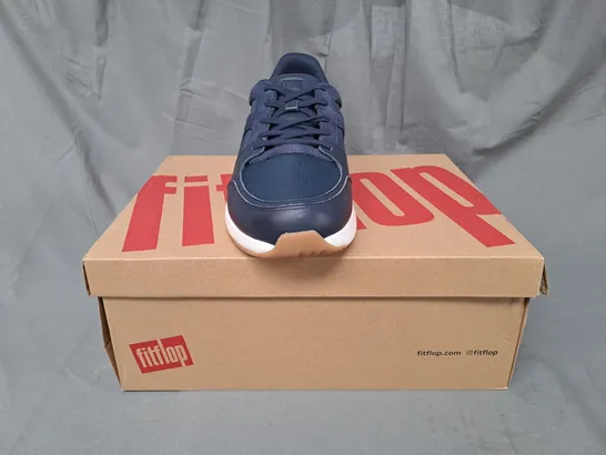 BOXED PAIR OF FITFLOP SNEAKERS IN NAVY UK SIZE 11.5