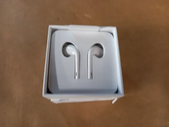 APPL EWIRED EARPODS