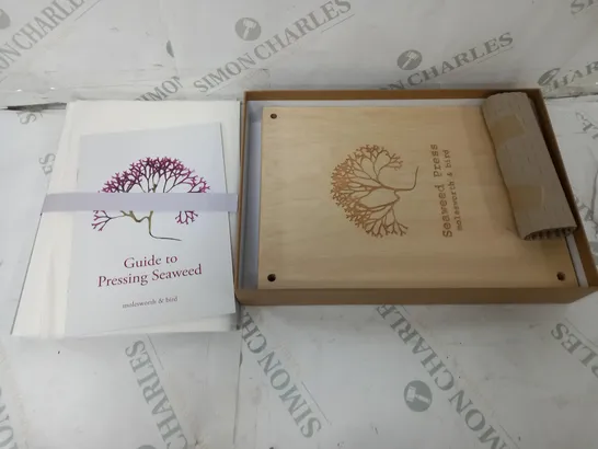 BOXED SEAWEED PRESSING KIT