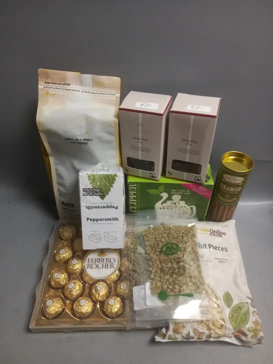 BOX OF APPROX 10 ASSORTED FOOD ITEMS TO INCLUDE - RAVE COFFEE BEANS 1KG - WAITROSE DARJEELING TEA - CASHEW NUT PIECES ETC