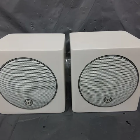 PAIR OF RADIUS 45 SPEAKERS IN WHITE