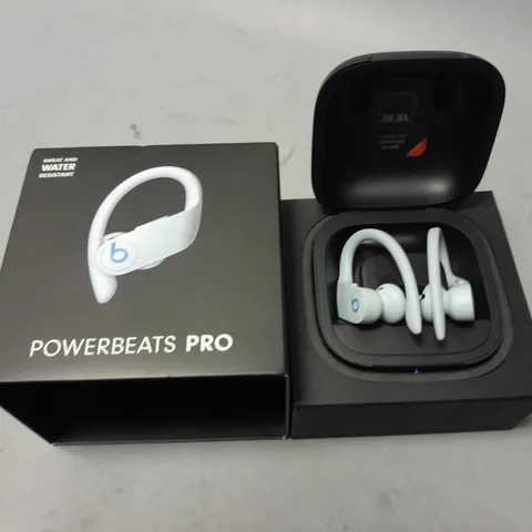 BOXED POWERBEATS PRO SPORTS STYLE EARPHONES - BLUE