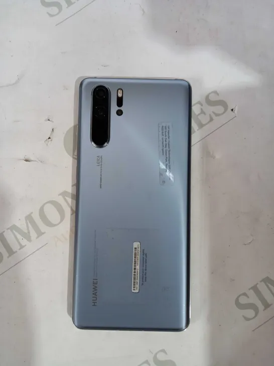 BOXED HUAWEI P30 PRO SMARTPHONE