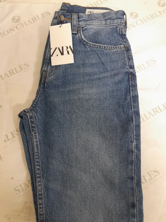 ZARA DARK DENIM JEANS - EUR 34