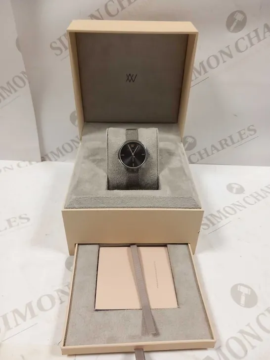 BOXED AMANDA WALKER WRIST WATCH