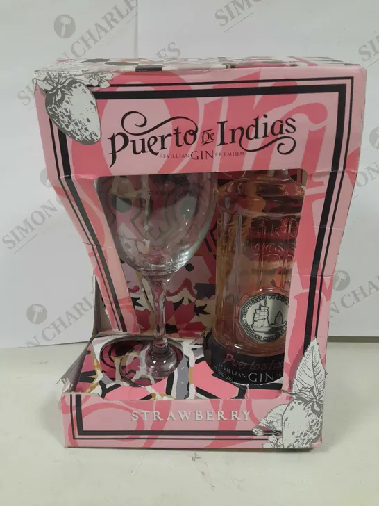 BOXED PUERTODE INDIAS SEVILLIAN GIN PREMIUM STRAWBERRY GIFT SET 