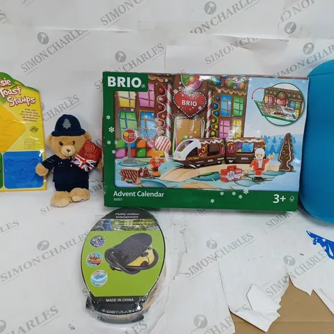 BOX OF APPROX 20 ASSORTED TOYS TO INCLUDE - BRIO ADVENT CALENDER - AUSSIE TOAST STAMPS - FAMILEY OUTDOOR PUMP ECT