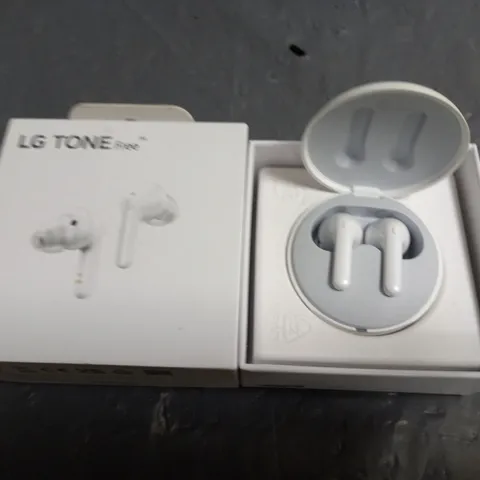 LG TONE FREE EARBUDS 