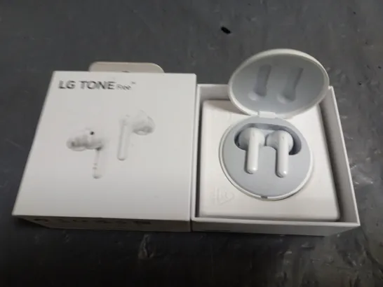 LG TONE FREE EARBUDS 